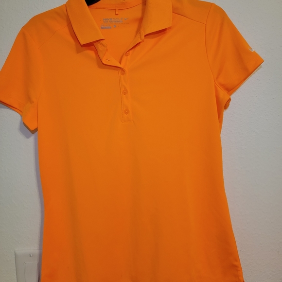 Nike Golf Clothes - Picture 3 of 17